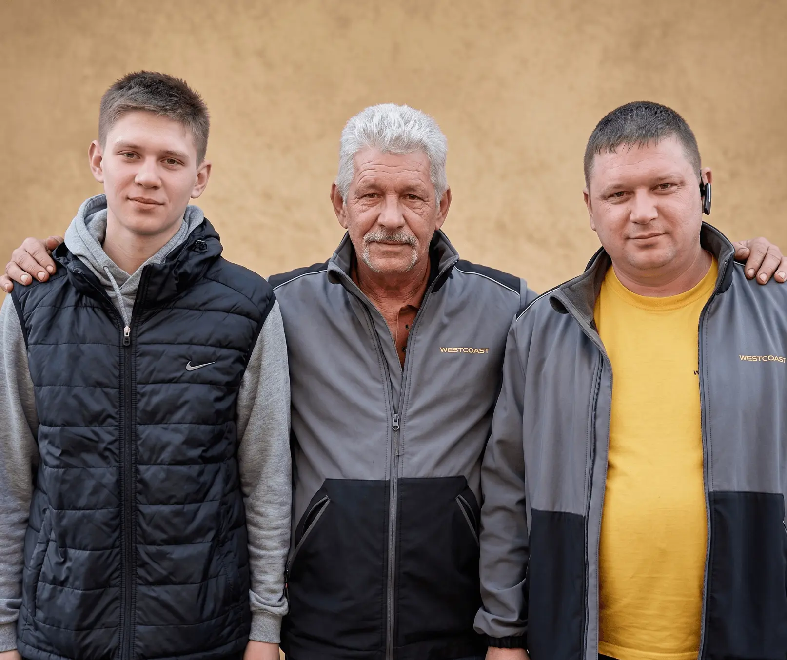 СЕМЬЯ НОЖЕНКО